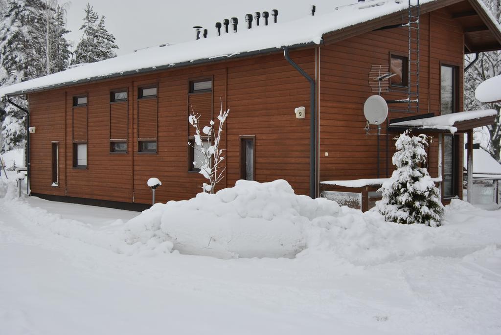Kiurunrinne Villas Virasoja Værelse billede