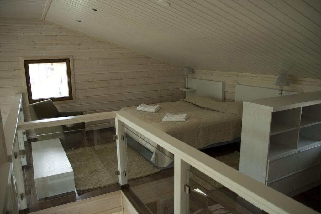 Kiurunrinne Villas Virasoja Værelse billede